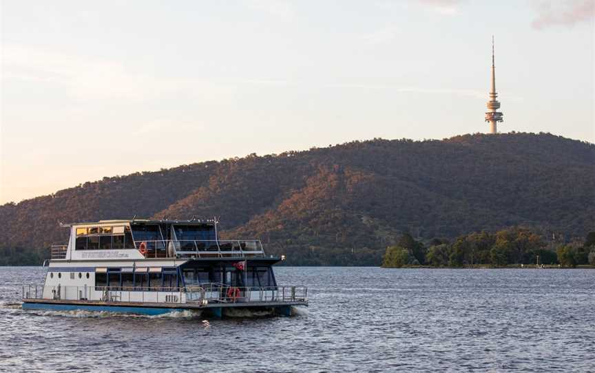 MV Southern Cross Cruises, Tours in Canberra
